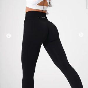 black nvgtn seamless
